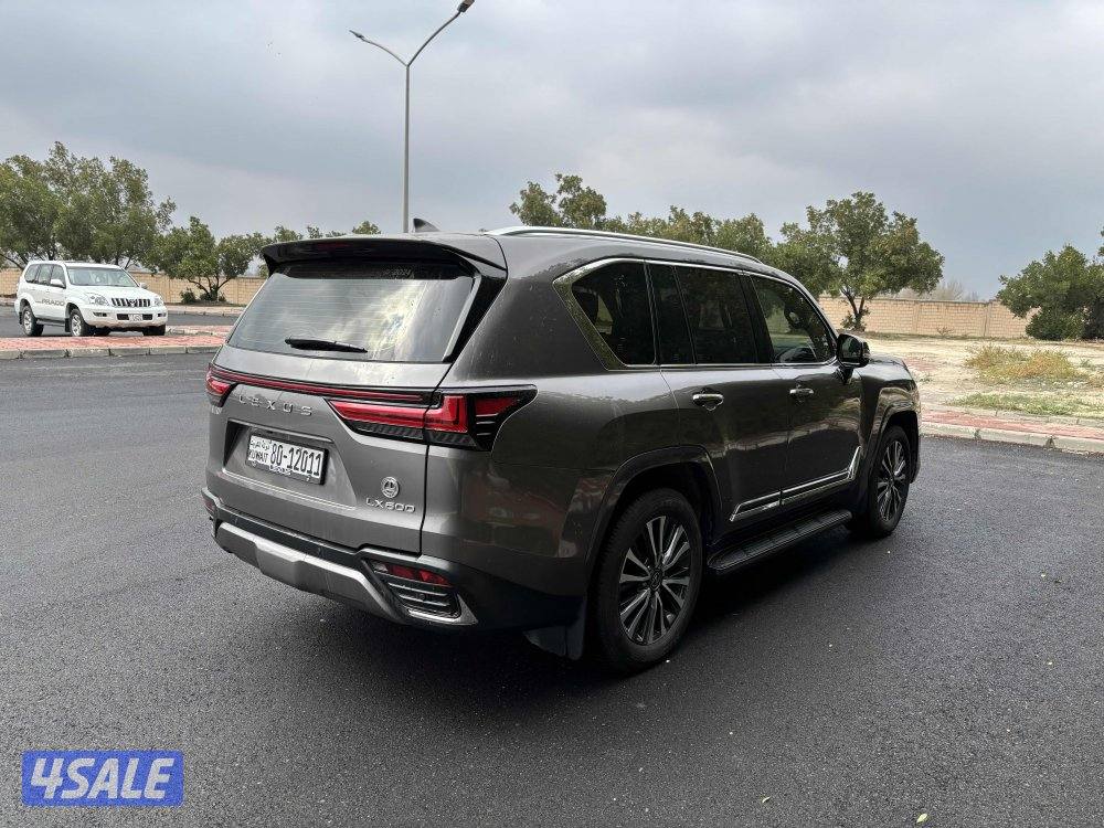 للبيع جيب لكزس 20243