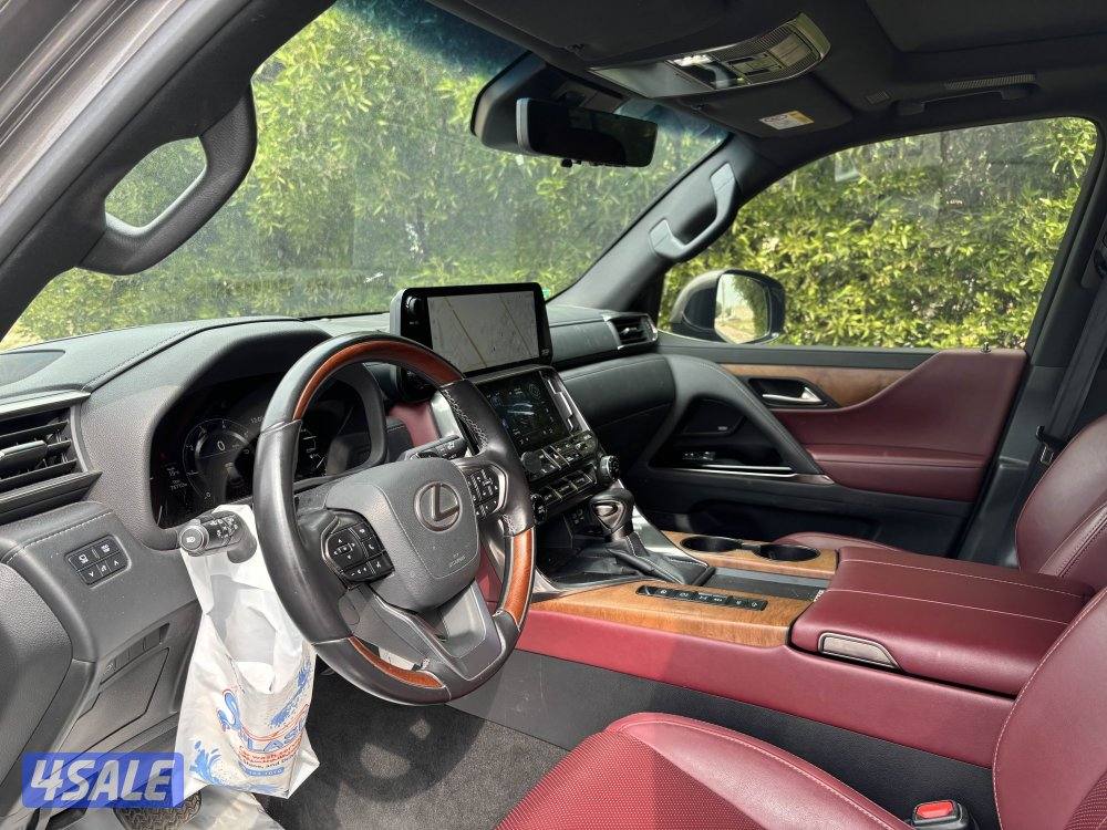 للبيع جيب لكزس 20245