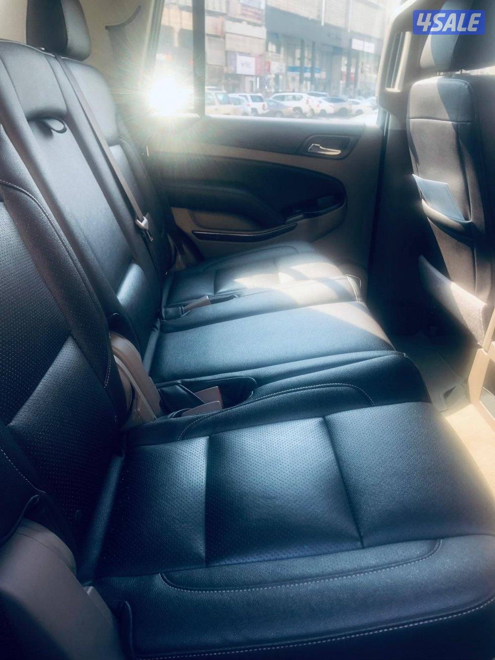 شيفروليه تاهو بحالة الجديد ٧٠٠٠دينار12