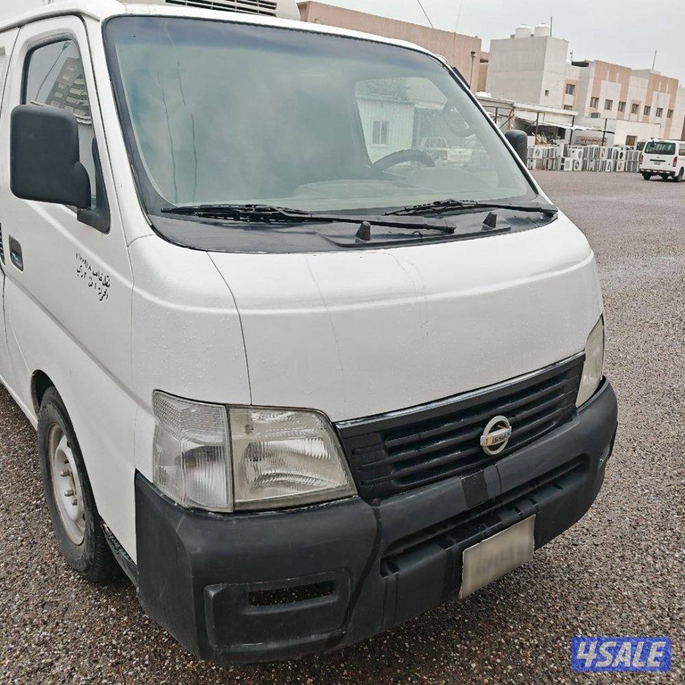 للبيع باص نيسان1