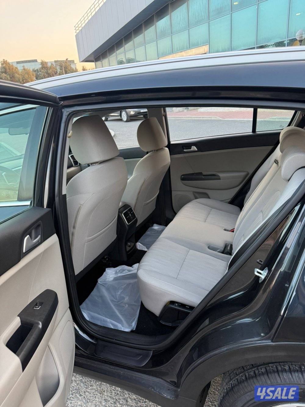 سبورتاج 2020 ماشي 100 الف سيرفيس منتظم شرط الفحص والنظافه9