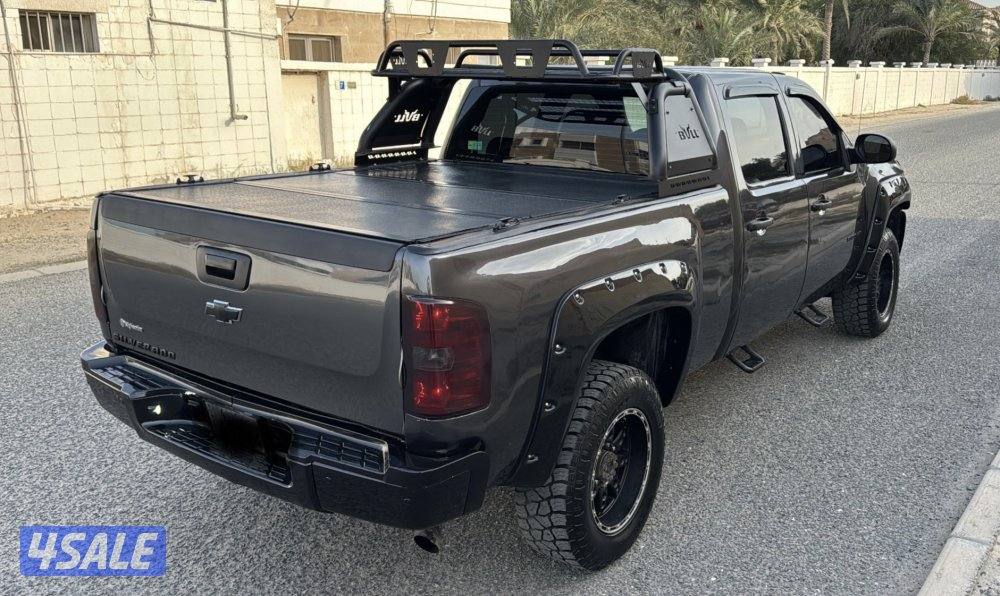 سلفرادو HD25002