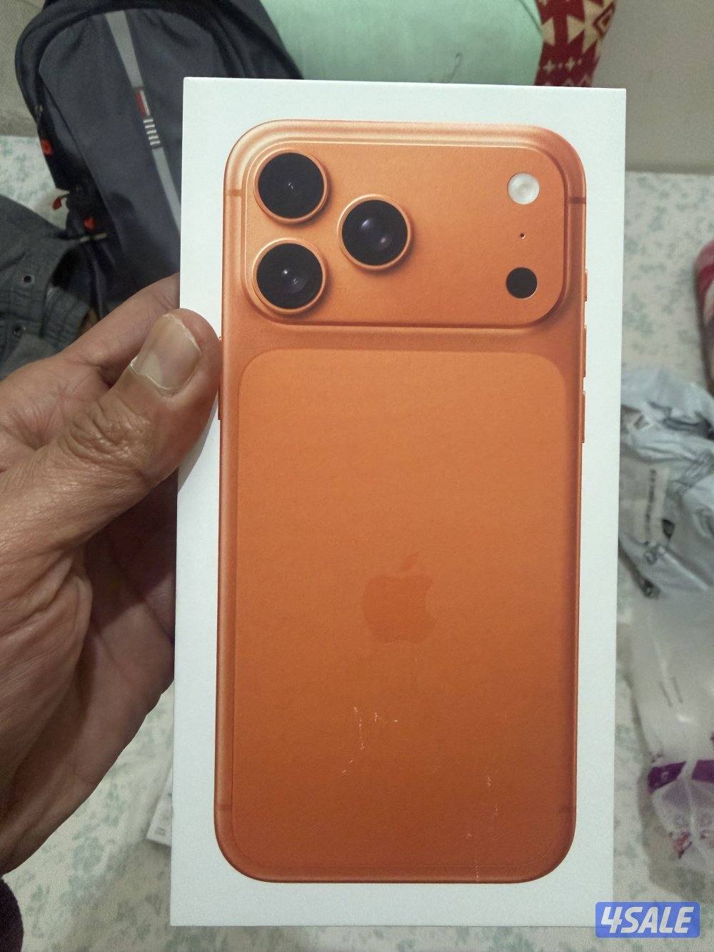 ايفون17 برو ماكس نسخة الشرق الاوسط 256 جيجا اللون البرتقالي جديد0