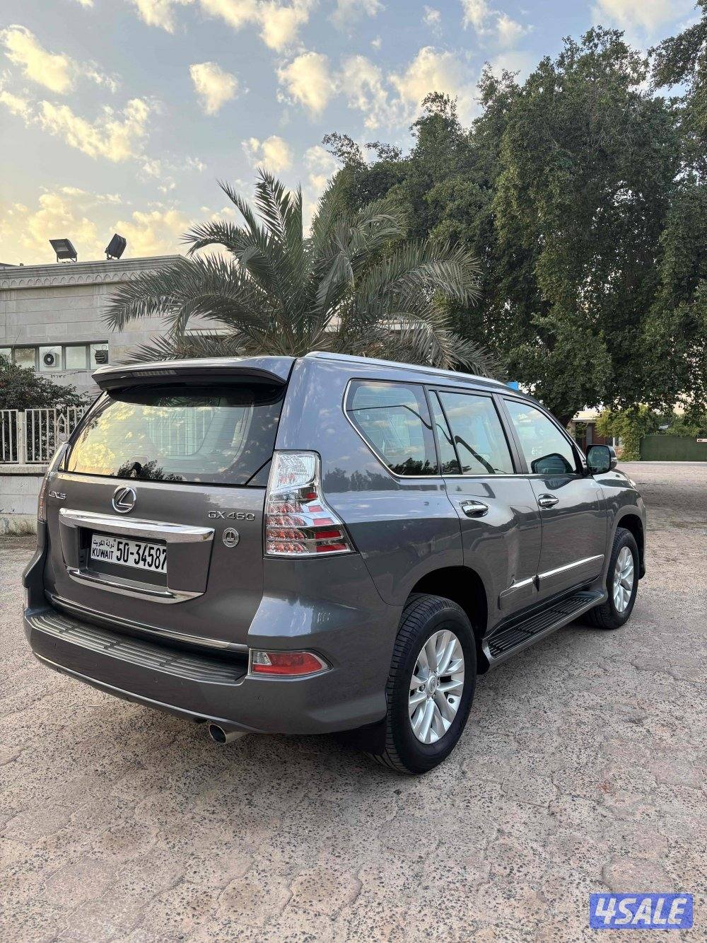 جيب لكزس موديل 2018 الساير1