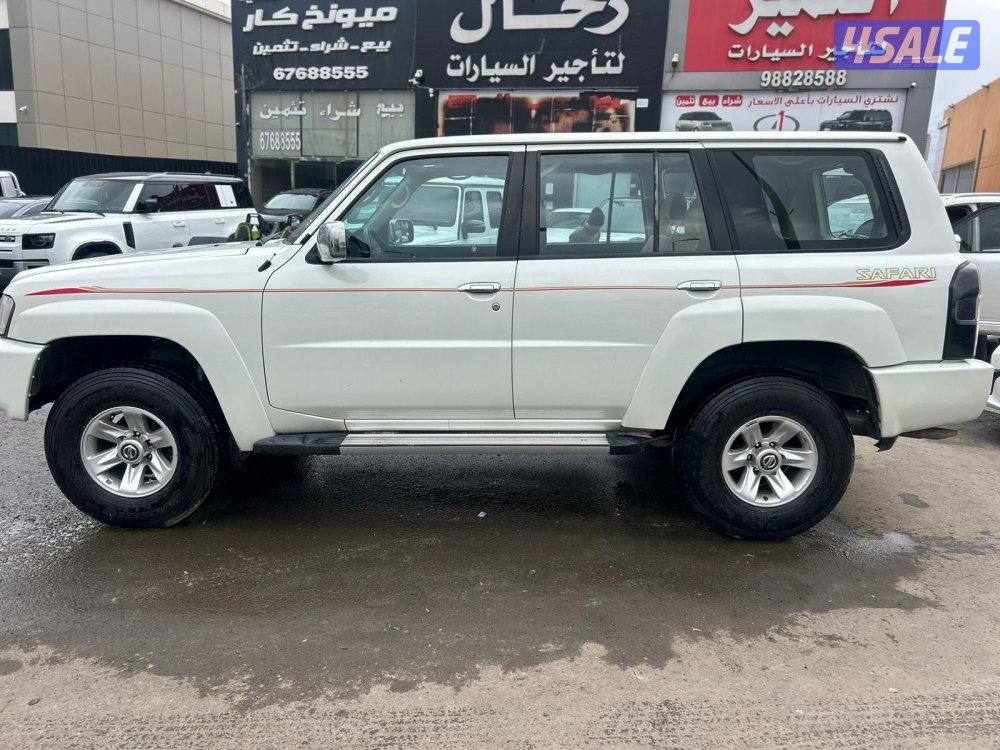 نيسان باترول سفارى موديل 2014 ماشى 113.000 k.m وارد الخليج .2