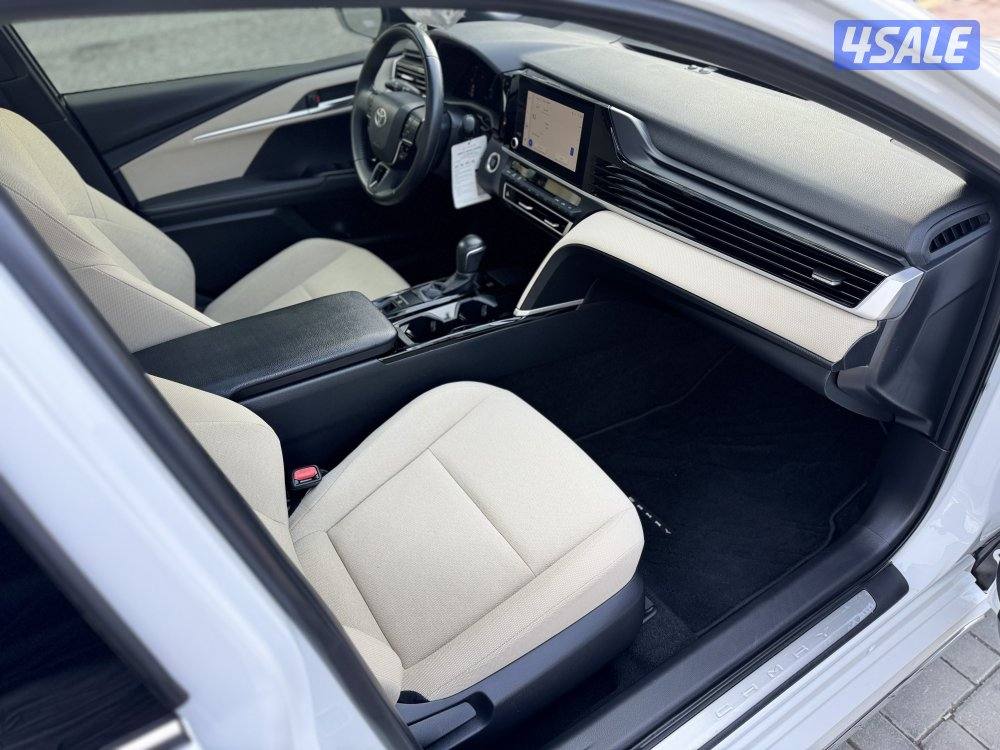 تويوتا كامري GL موديل 2025 عداد 31 تحت الكفالة الساير صبغ وكالة10