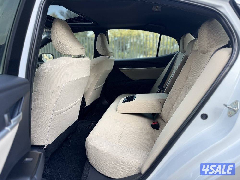 تويوتا كامري GL موديل 2025 عداد 31 تحت الكفالة الساير صبغ وكالة13