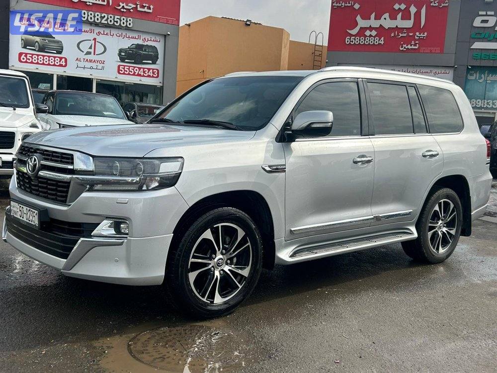 لاند كروزر GX.R-قراند تورينق .V8 موديل 2021 ماشى 196.000 k.m8