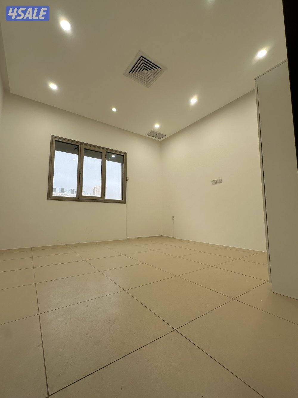 شقة في الرميثية مساحة ١٢٥ متر1