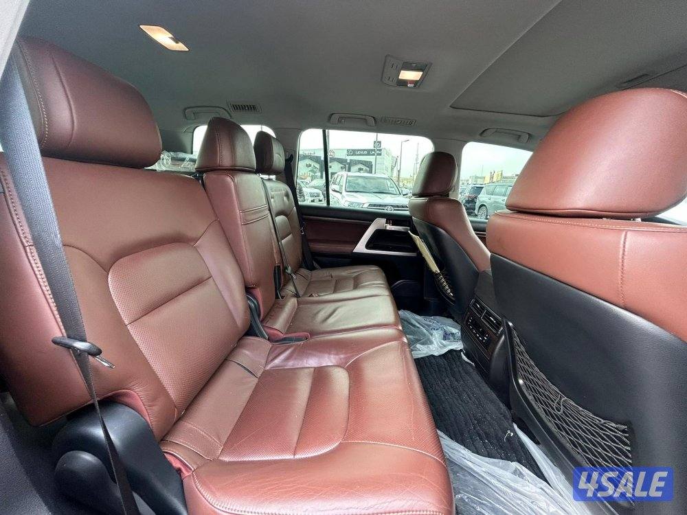 لاند كروزر VX.R -V8 5.7  موديل 2019 ماشى 266.000 k.m  وارد الساير .4