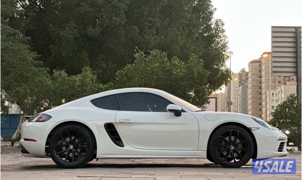 بورش كايمان ١٠الاف كم2