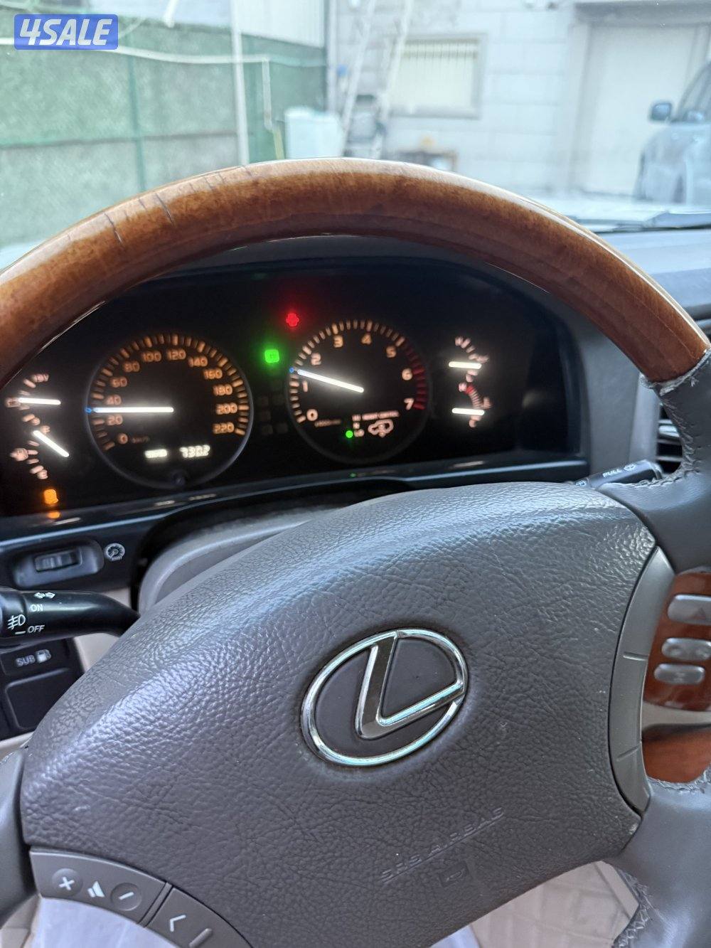 للبيع لكزس 20035