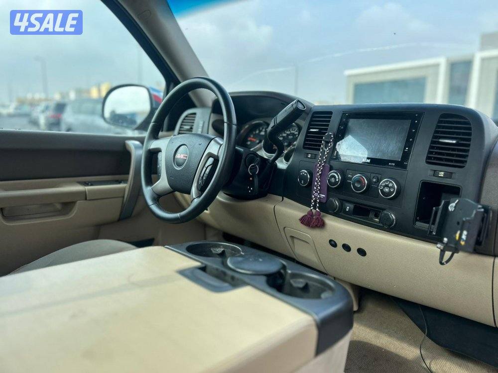 2500 HD سيرا GMC موديل 2012 ماشى 390.000 k.m وارد بهبهانى.صبغ وكالة5