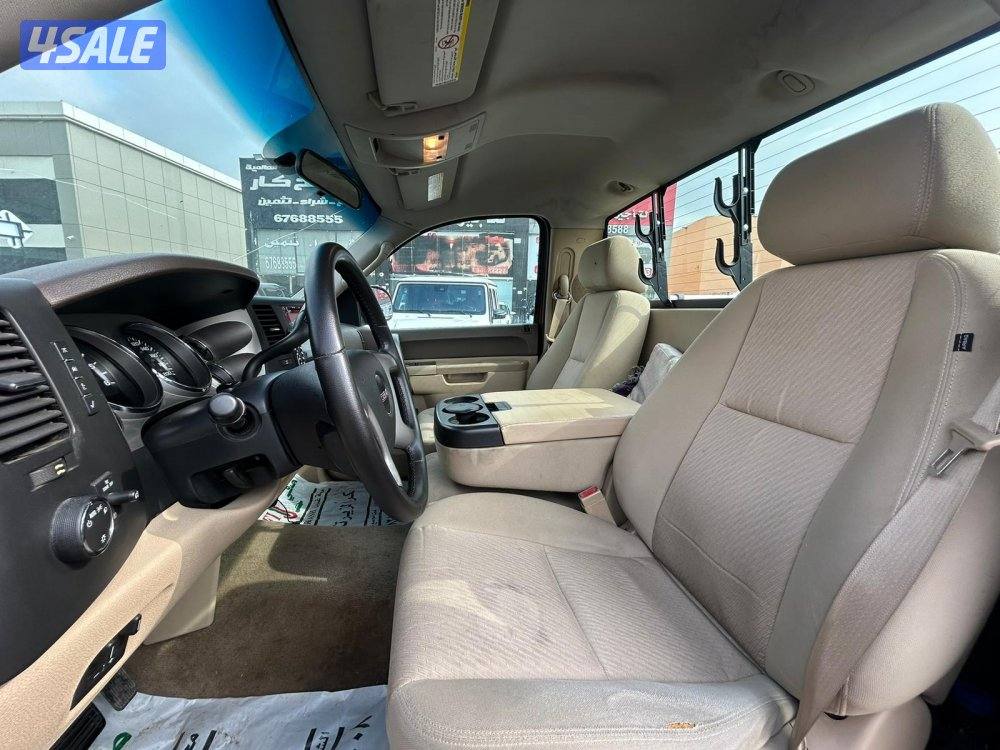 2500 HD سيرا GMC موديل 2012 ماشى 390.000 k.m وارد بهبهانى.صبغ وكالة6