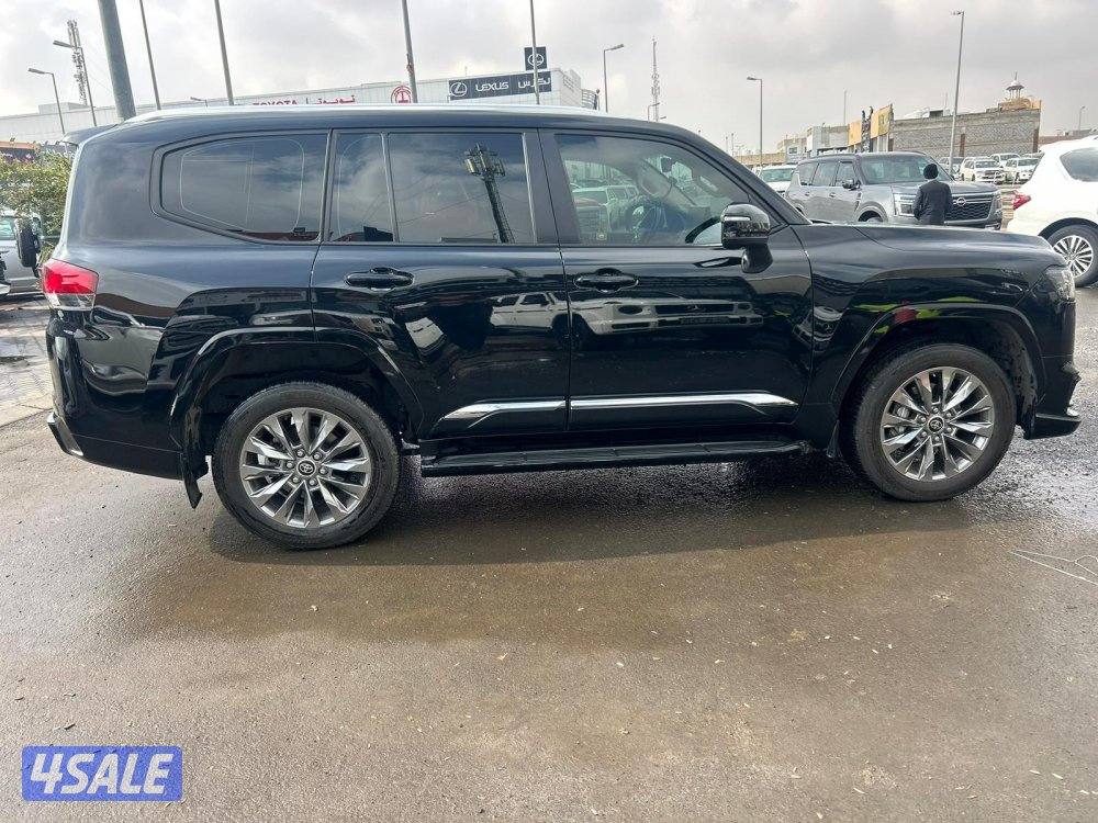 تويوتا لاند كروزر GX.R AEROs  twin turbo.V6 موديل 2023 ماشى 92.000 k.m2
