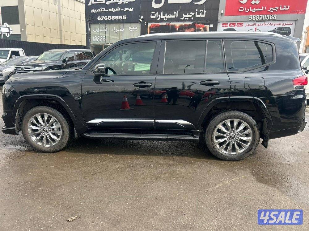تويوتا لاند كروزر GX.R AEROs  twin turbo.V6 موديل 2023 ماشى 92.000 k.m3