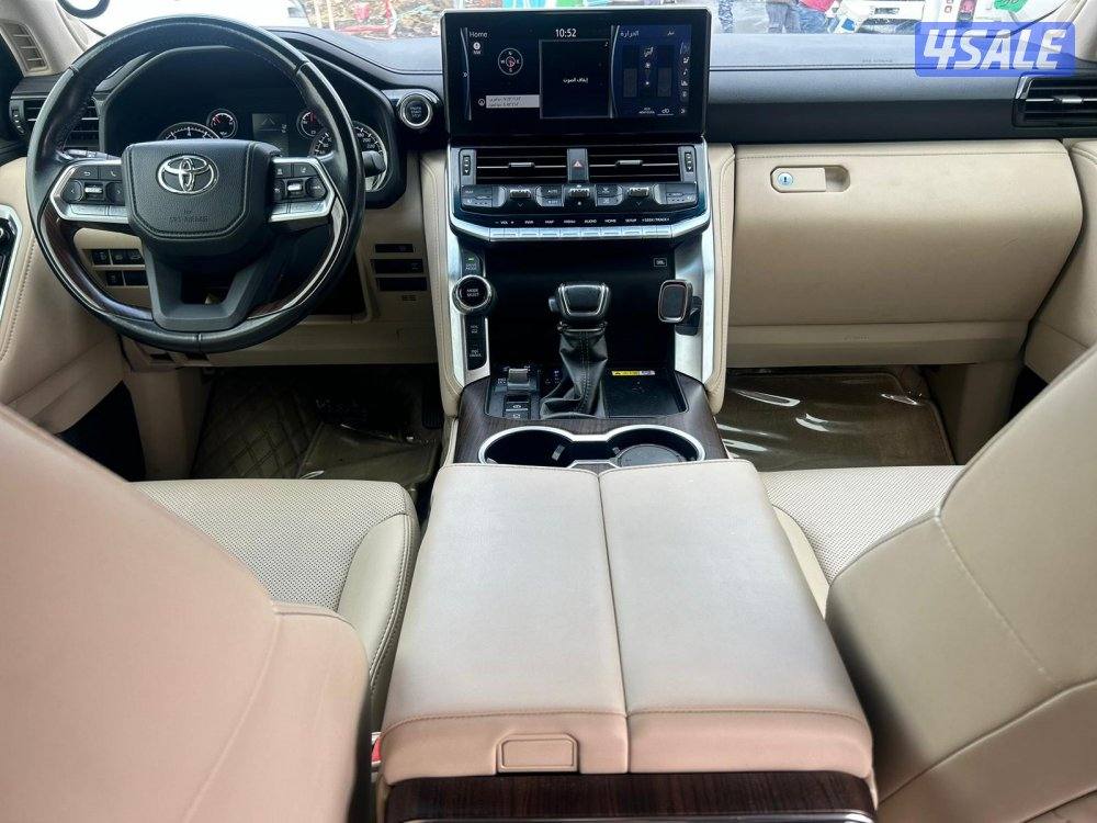 تويوتا لاند كروزر GX.R AEROs  twin turbo.V6 موديل 2023 ماشى 92.000 k.m6