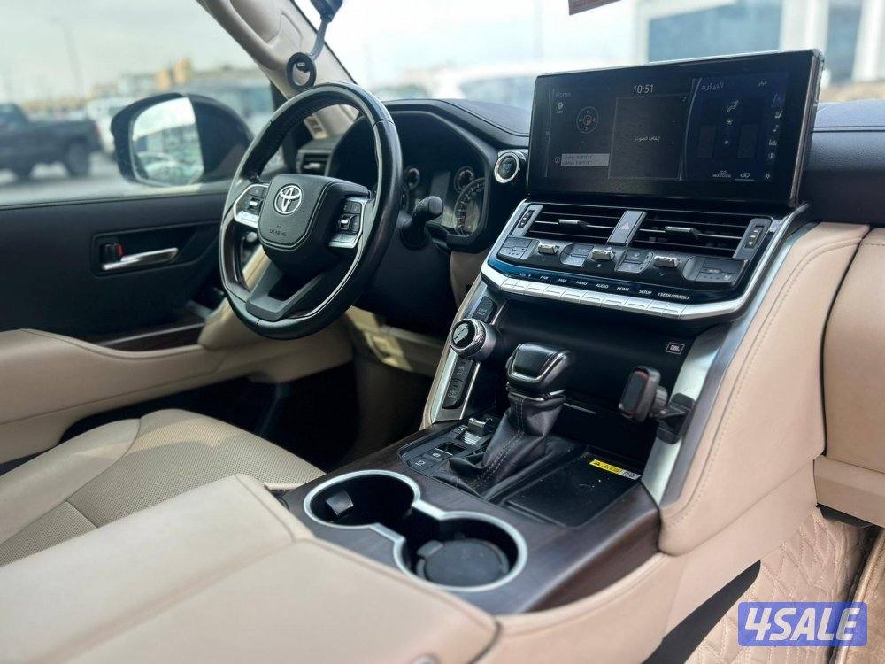 تويوتا لاند كروزر GX.R AEROs  twin turbo.V6 موديل 2023 ماشى 92.000 k.m7
