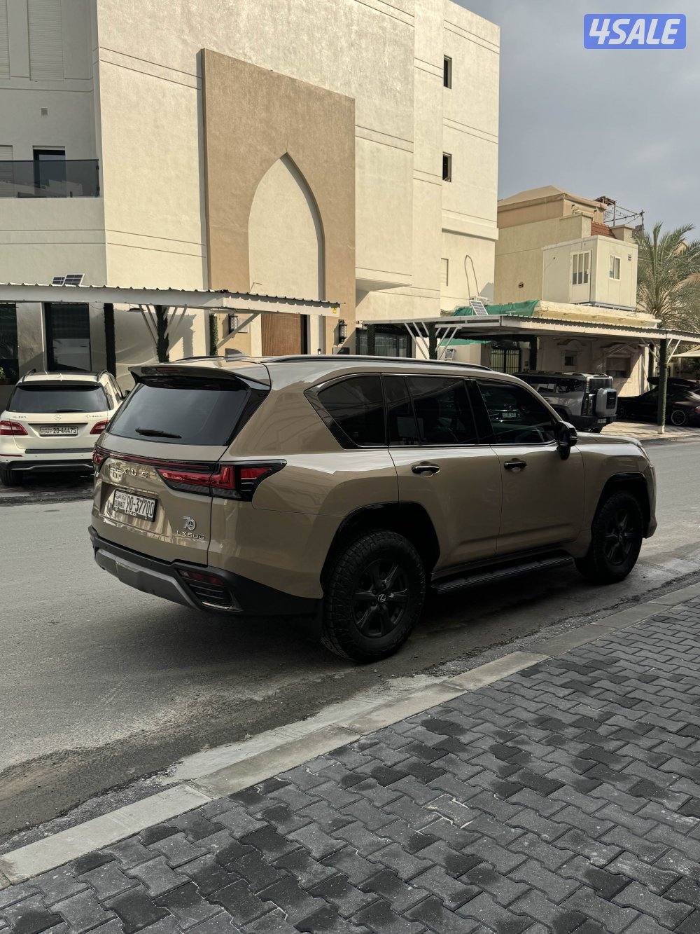 اوفرتريل المالك الاول5