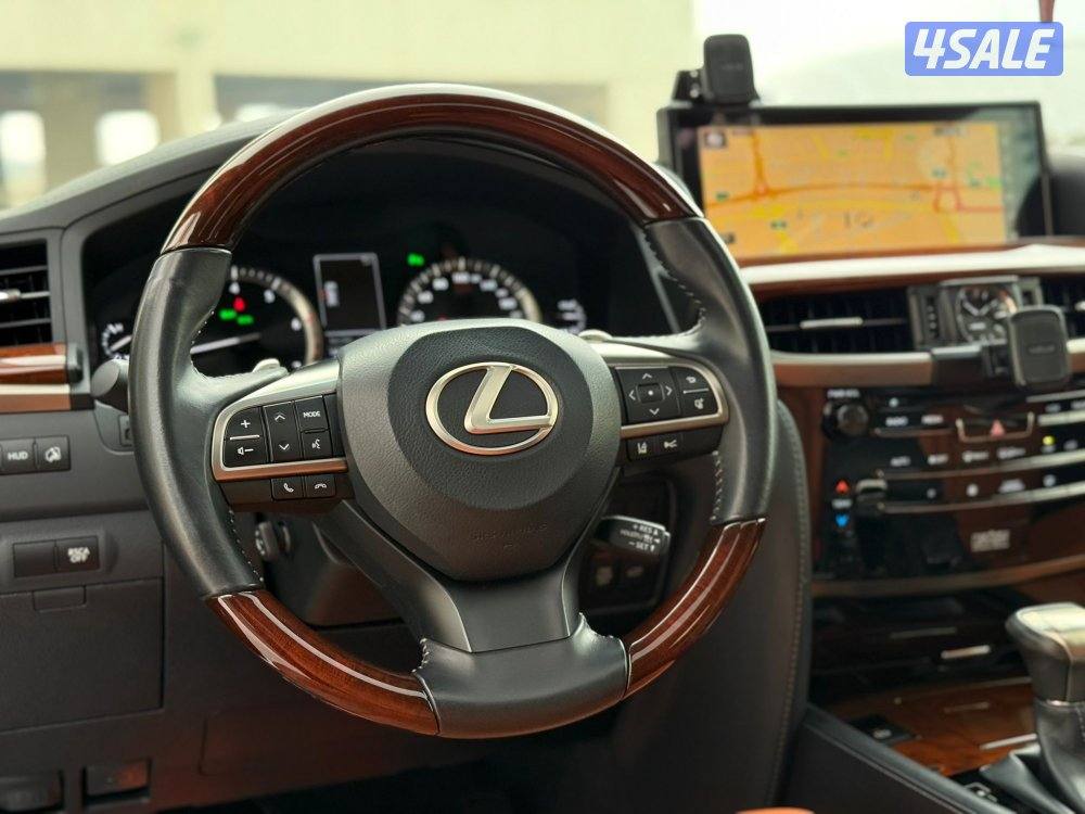 لكزسLX570 الدرجه الاولى موديل2019 عداد88الف وارد الساير سيرفس منتظم6