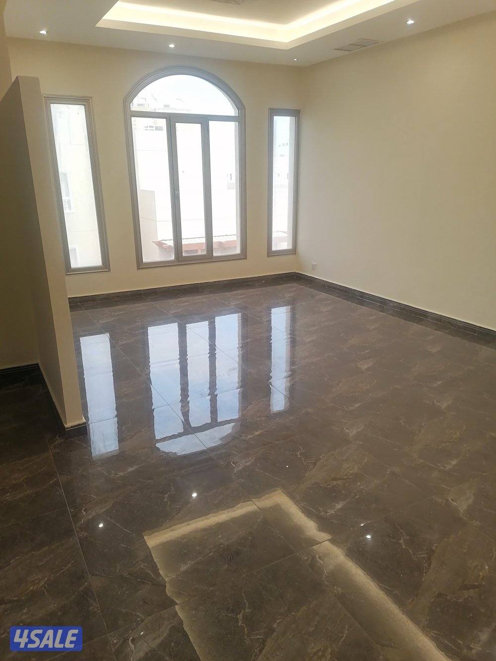 غرفةماستر وغرفة وحمام وصاله مطبخ وخادمة0