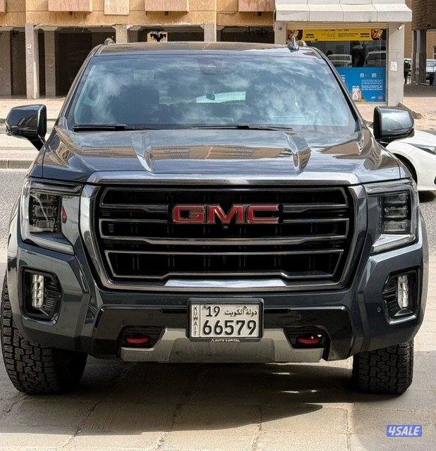 GMC Uukon AT4, low mileage, Excellent condition0