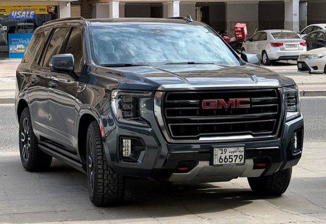 GMC Uukon AT4, low mileage, Excellent condition1