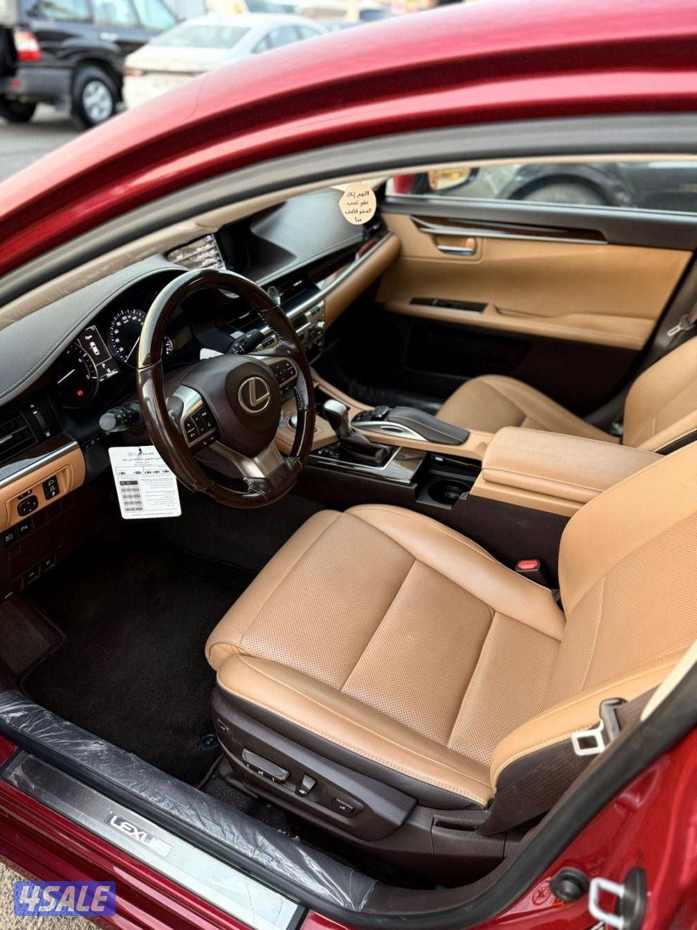 لكزس es2018 عداد(٧٠ الف ) سيرفس منتظم5