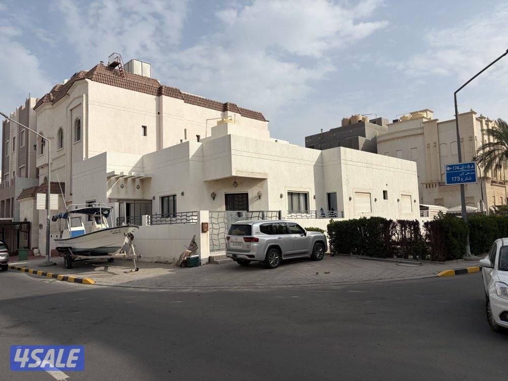 للبيع فيلا2