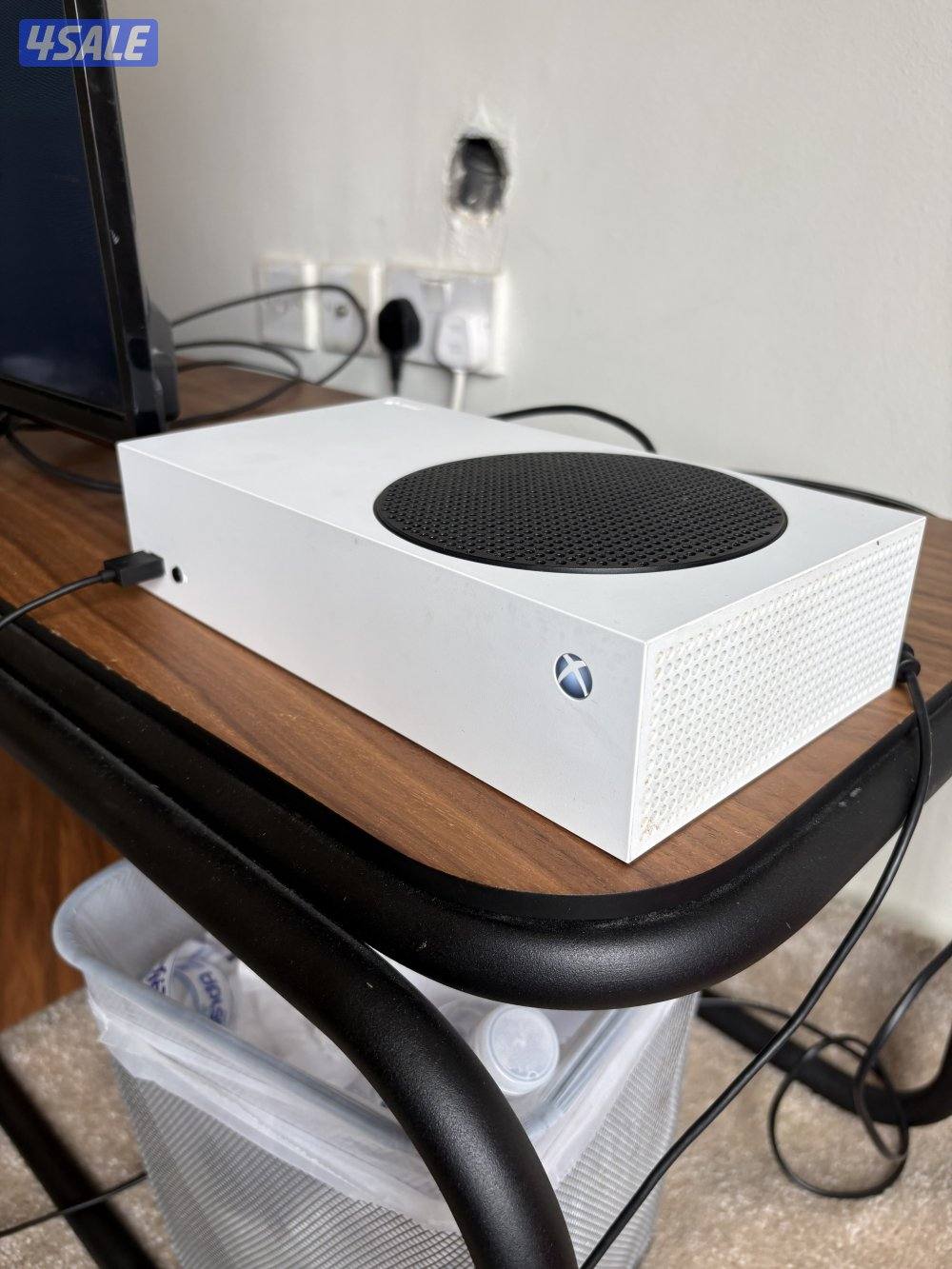 اكس بوكس سيريس اس نضيييييفهه حيل و انا اول امس شاريها0