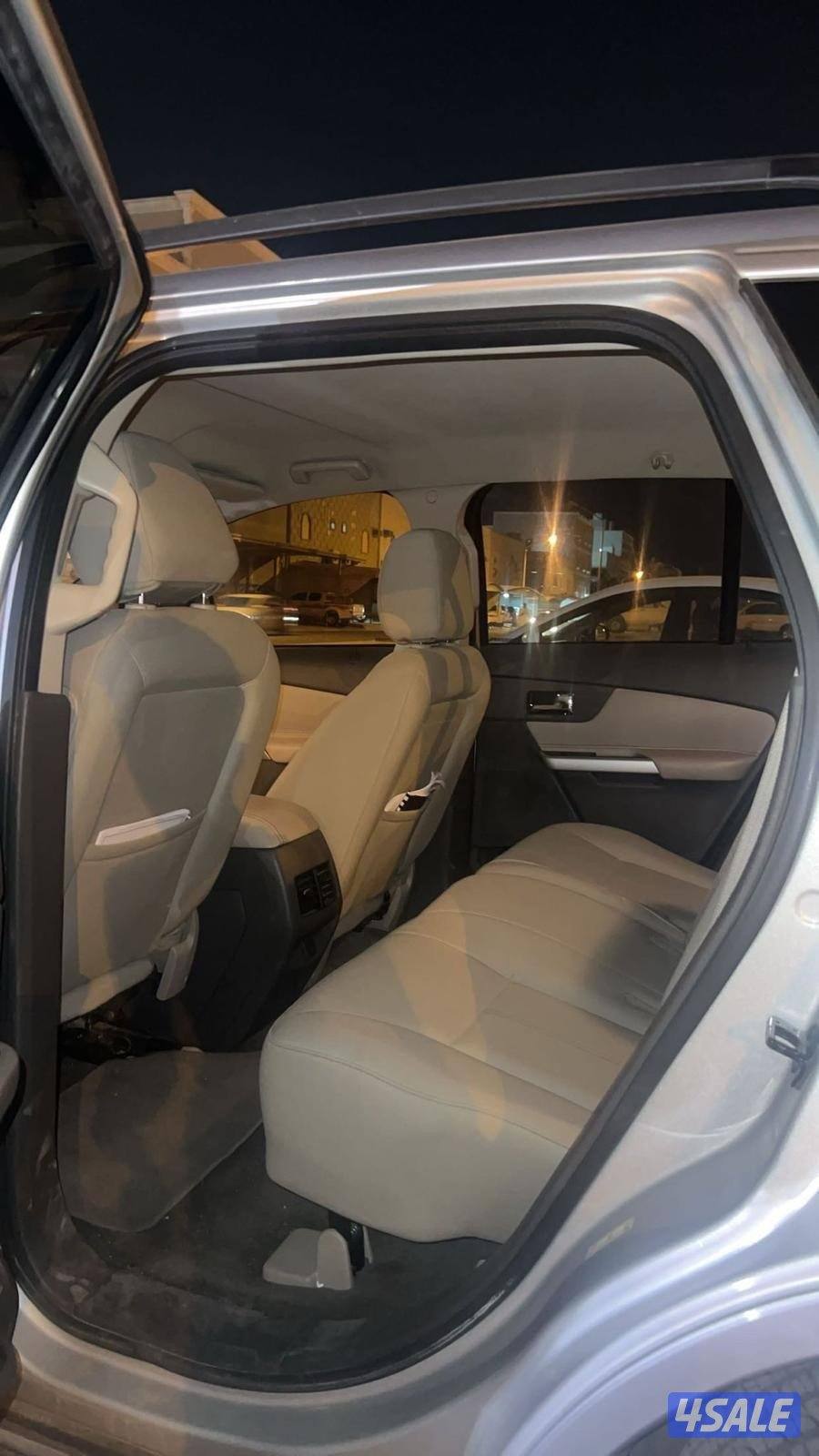 للبيع فورد ايدج موديل  2013 ماشي200 الف سياره نظيفه جدا ستعمال مره2