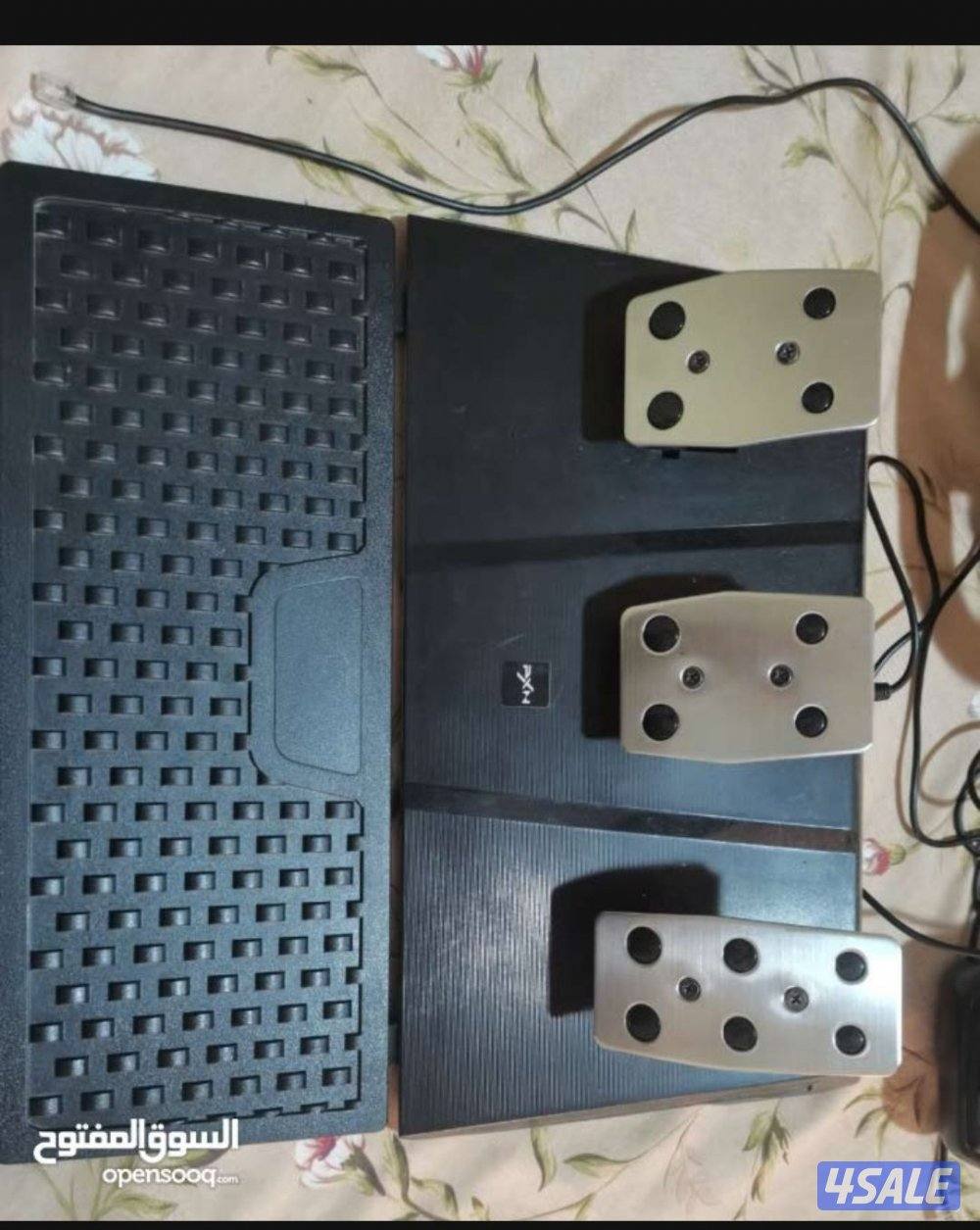 للبيع شاشه و سماعه و كيبورد و دكسون العاب7