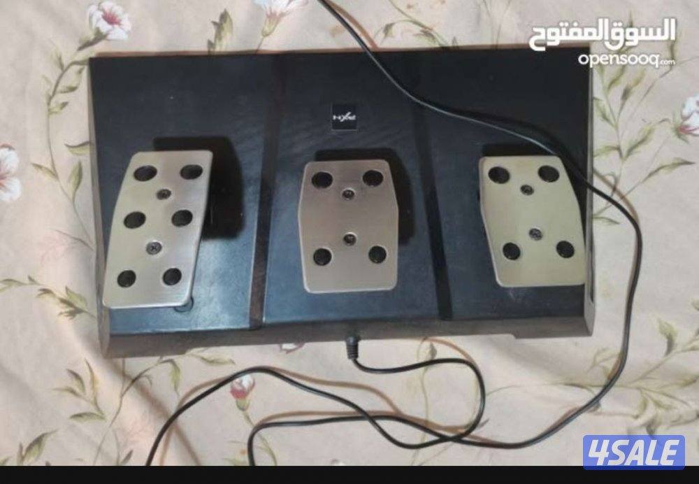 للبيع شاشه و سماعه و كيبورد و دكسون العاب10