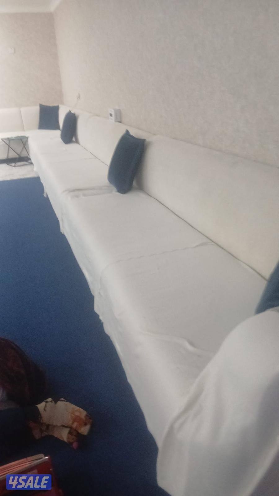 للبيع كنب جديد تفصال كاكولي سعر التفصيل ٦٥٠ البيع ١٠٠ دينار1