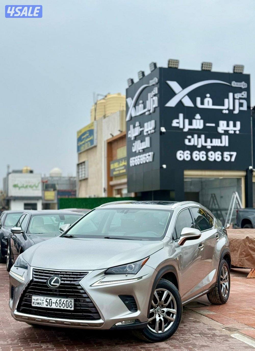 لكزس بحالة جداً طيبه 2019 وشرط الفحص كامل0