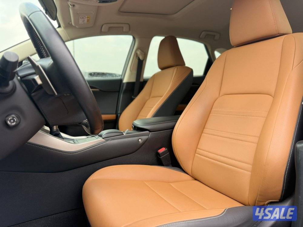 لكزس بحالة جداً طيبه 2019 وشرط الفحص كامل8