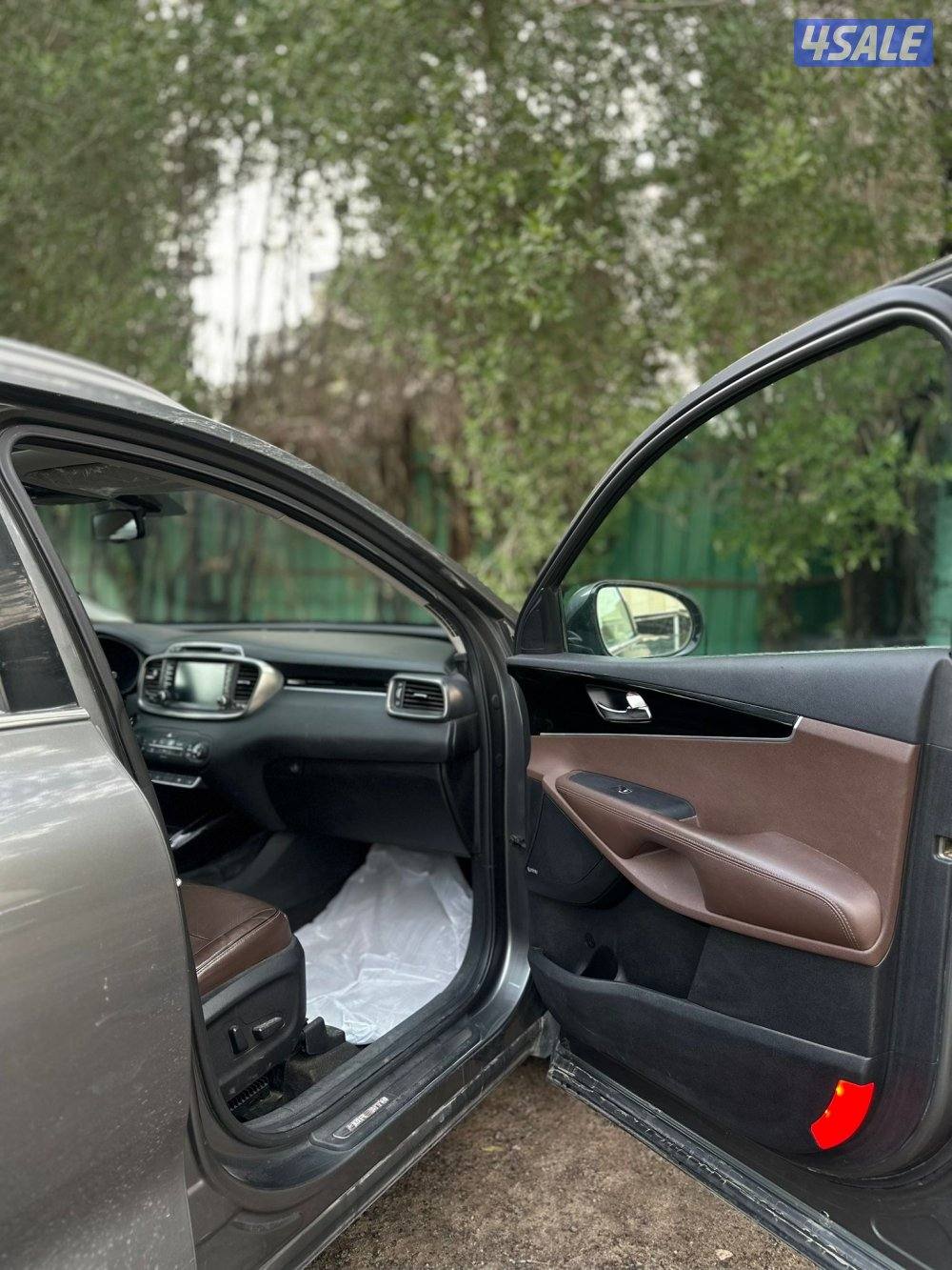 كيا سورينتو 2016 كامل المواصفات ماشي ١٣٠ الف4