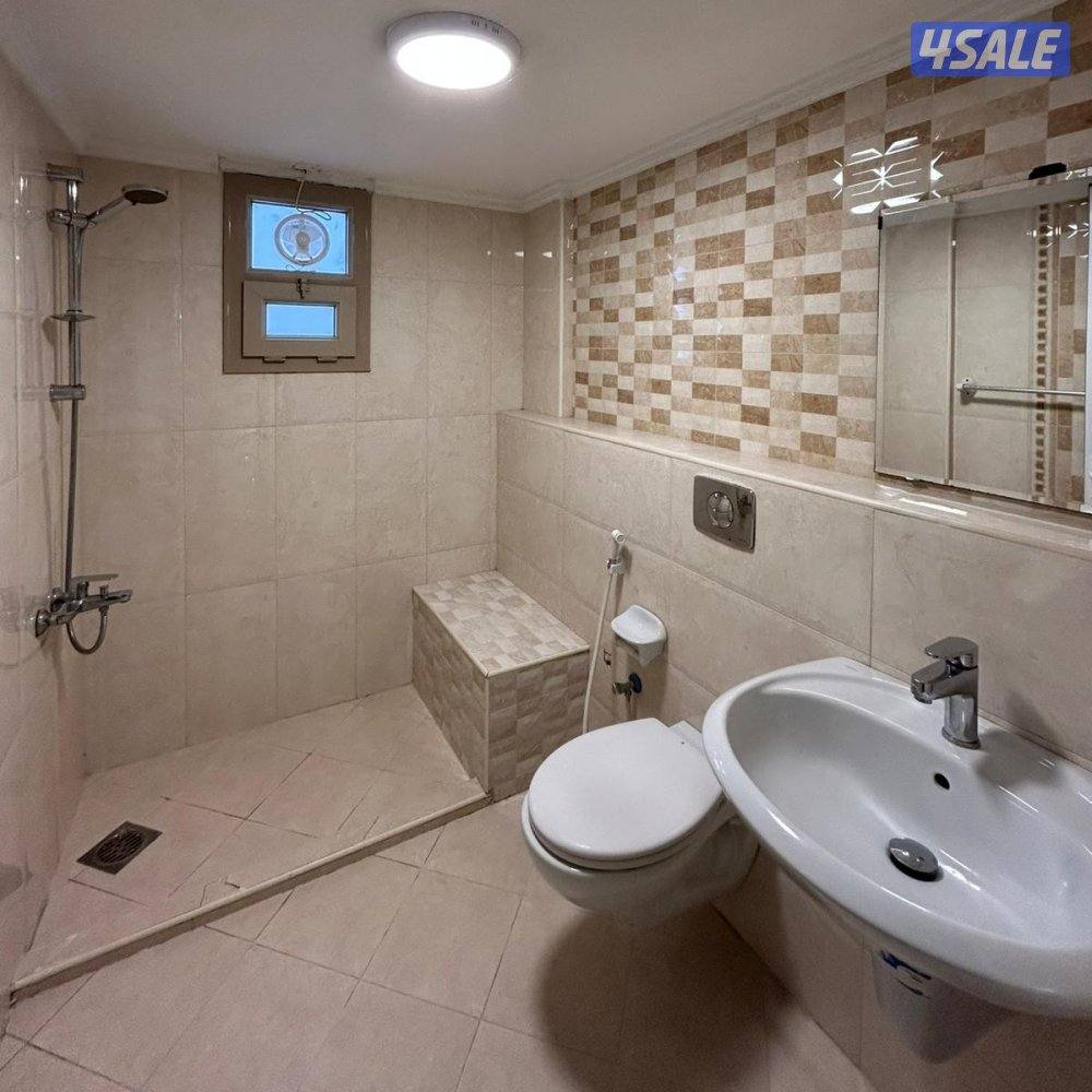 دور كامل سكني للإيجار في الروضة8