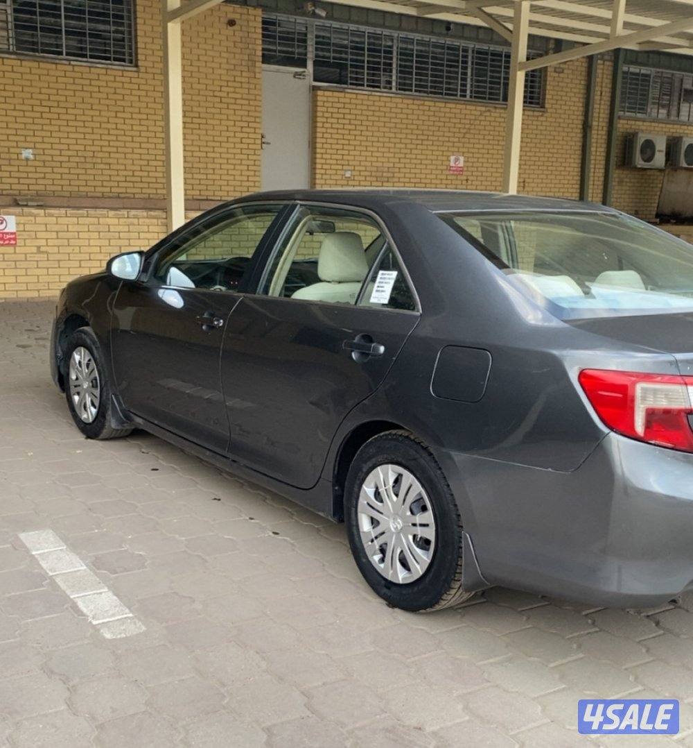 للبيع كامري موديل 2012 ماشي 340 الموتر تظيف يااخوان4