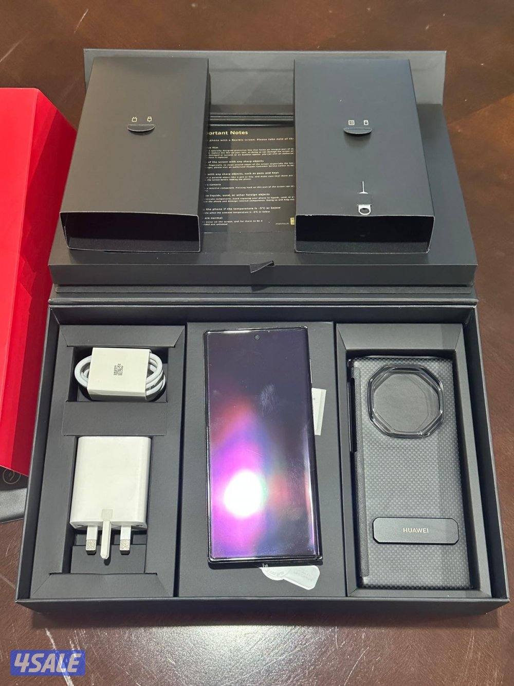 للبيع Huawei Mate XT Ultimate Design (Black) 1TB5