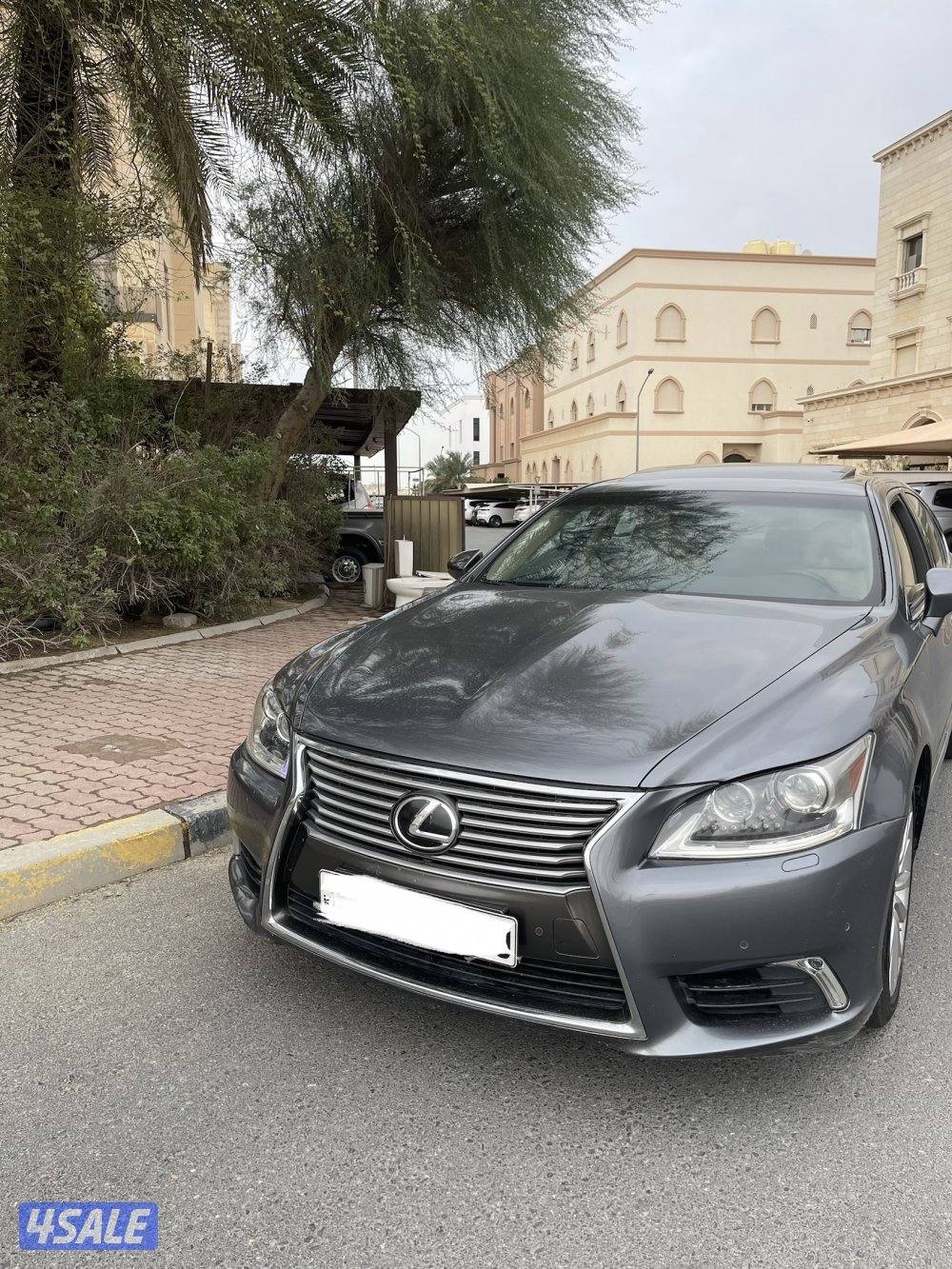للبيع لكزس شرط الفحص (جير + مكينه +شاصي)2015_LS4602