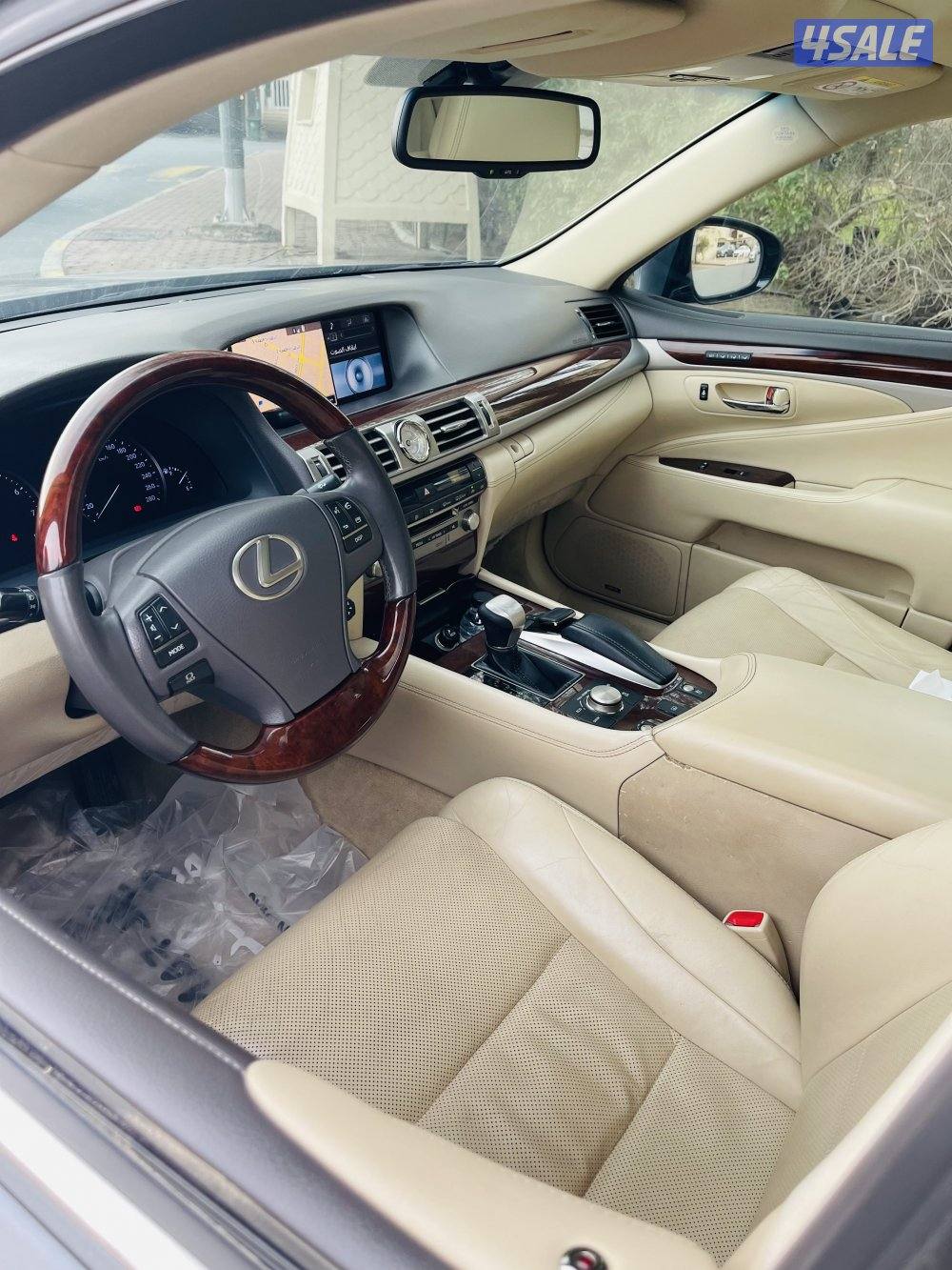 للبيع لكزس شرط الفحص (جير + مكينه +شاصي)2015_LS4606