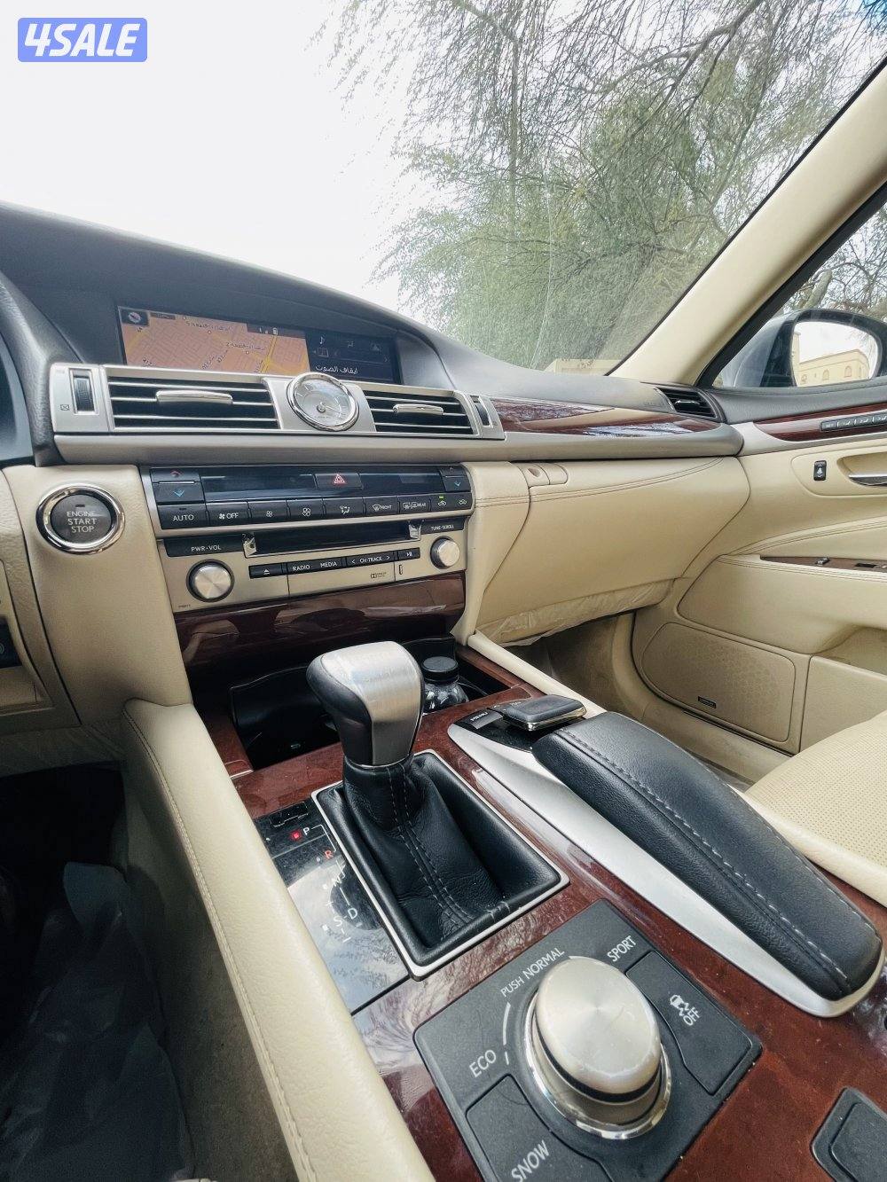 للبيع لكزس شرط الفحص (جير + مكينه +شاصي)2015_LS4607