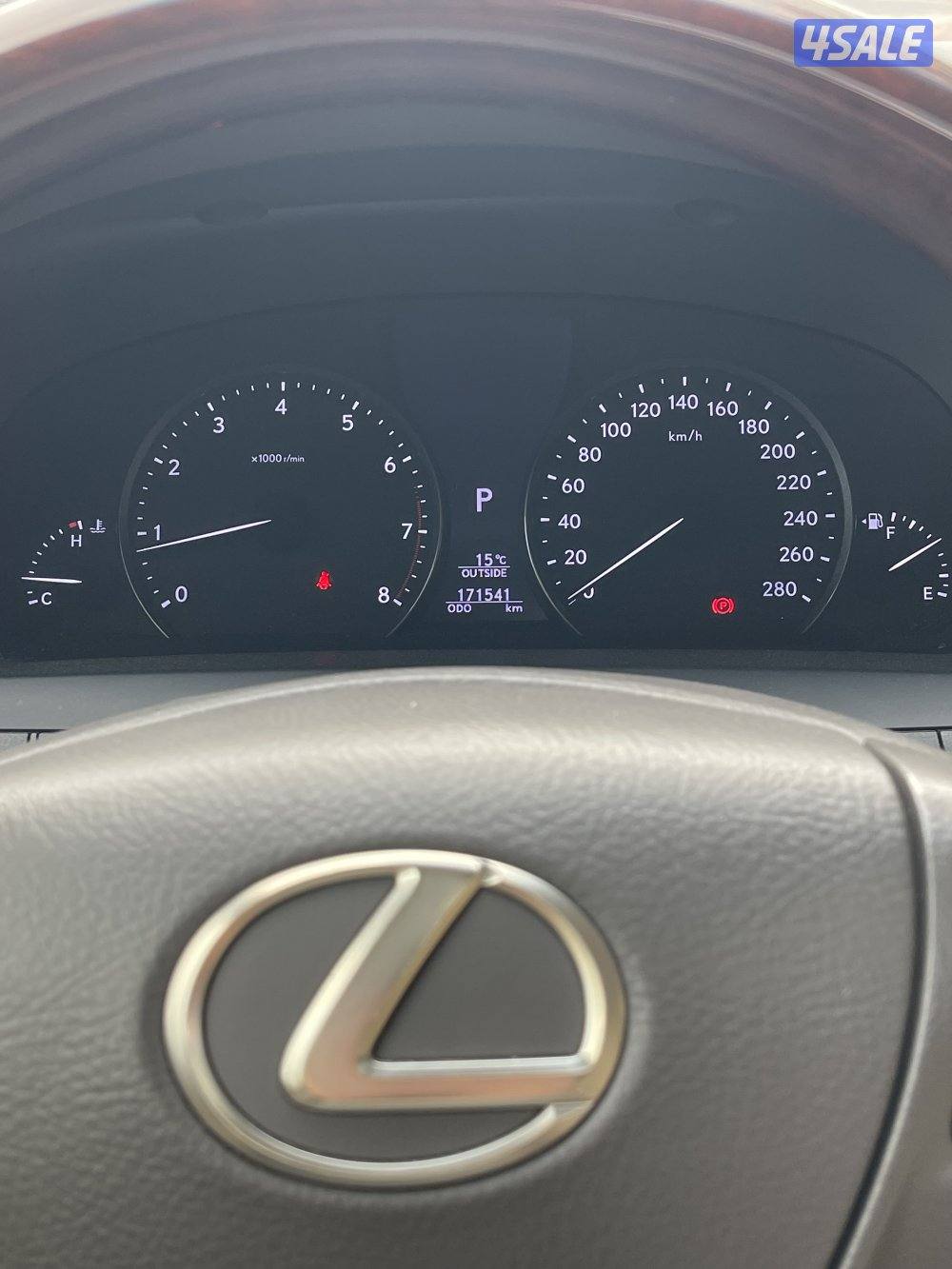 للبيع لكزس شرط الفحص (جير + مكينه +شاصي)2015_LS4608