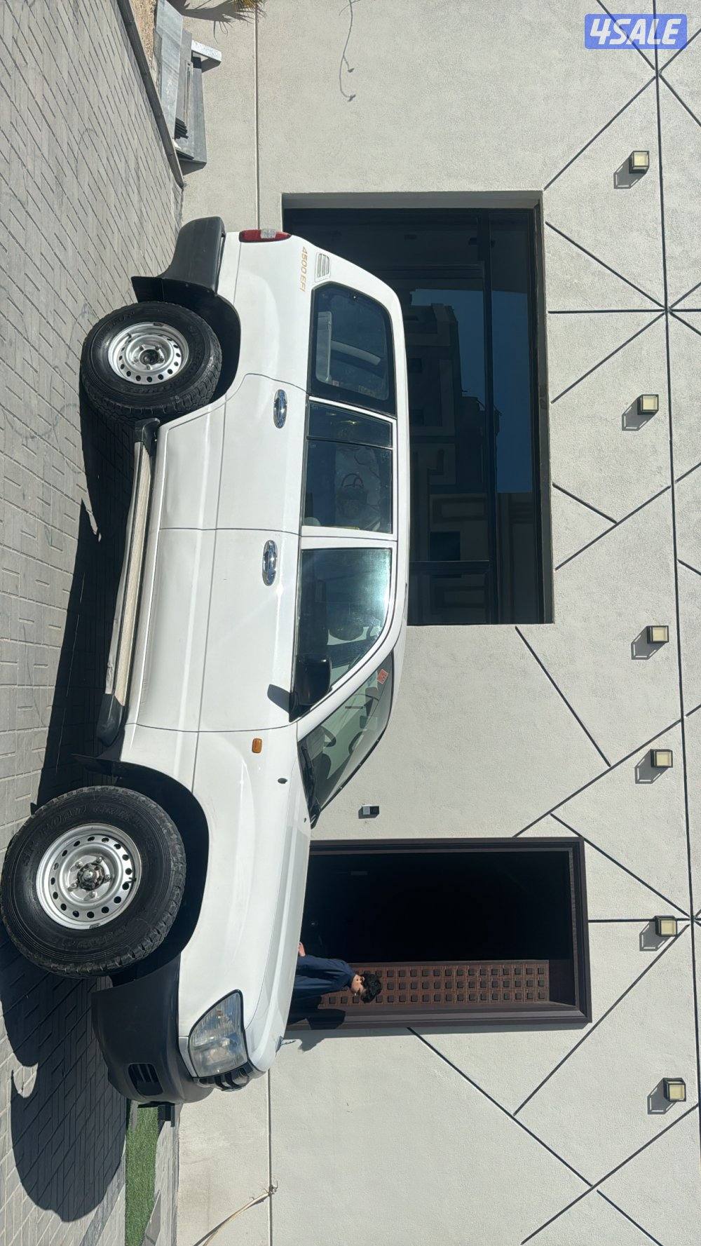 لاند استاندر 2007 نظيف8