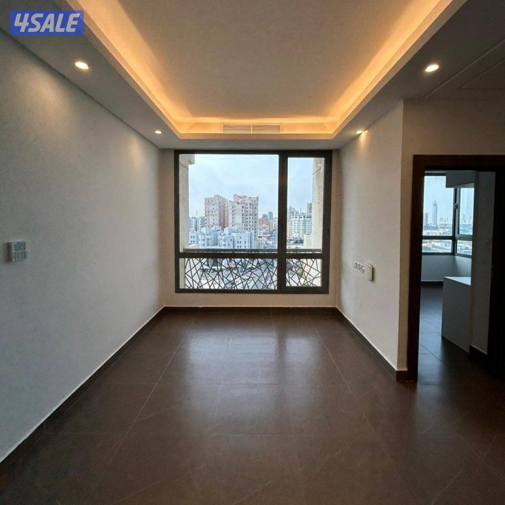 شقة إطلالة بحرية نصف مفروشة للإيجار في السالمية0