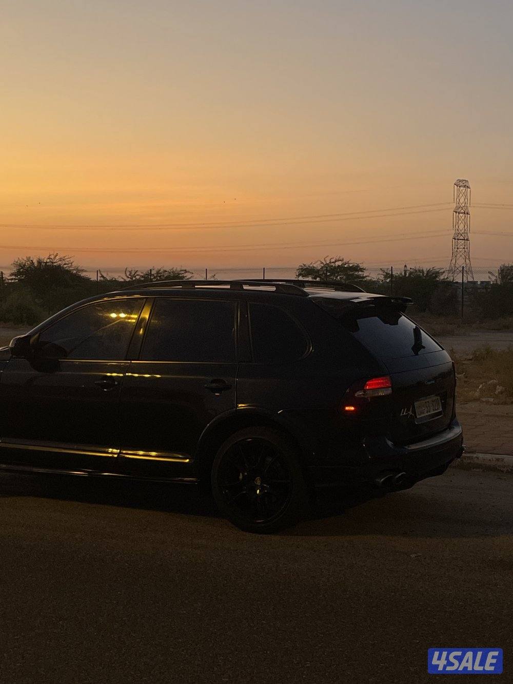 السلام عليكم للبيع بورش كايين جي تي اس اصلي5