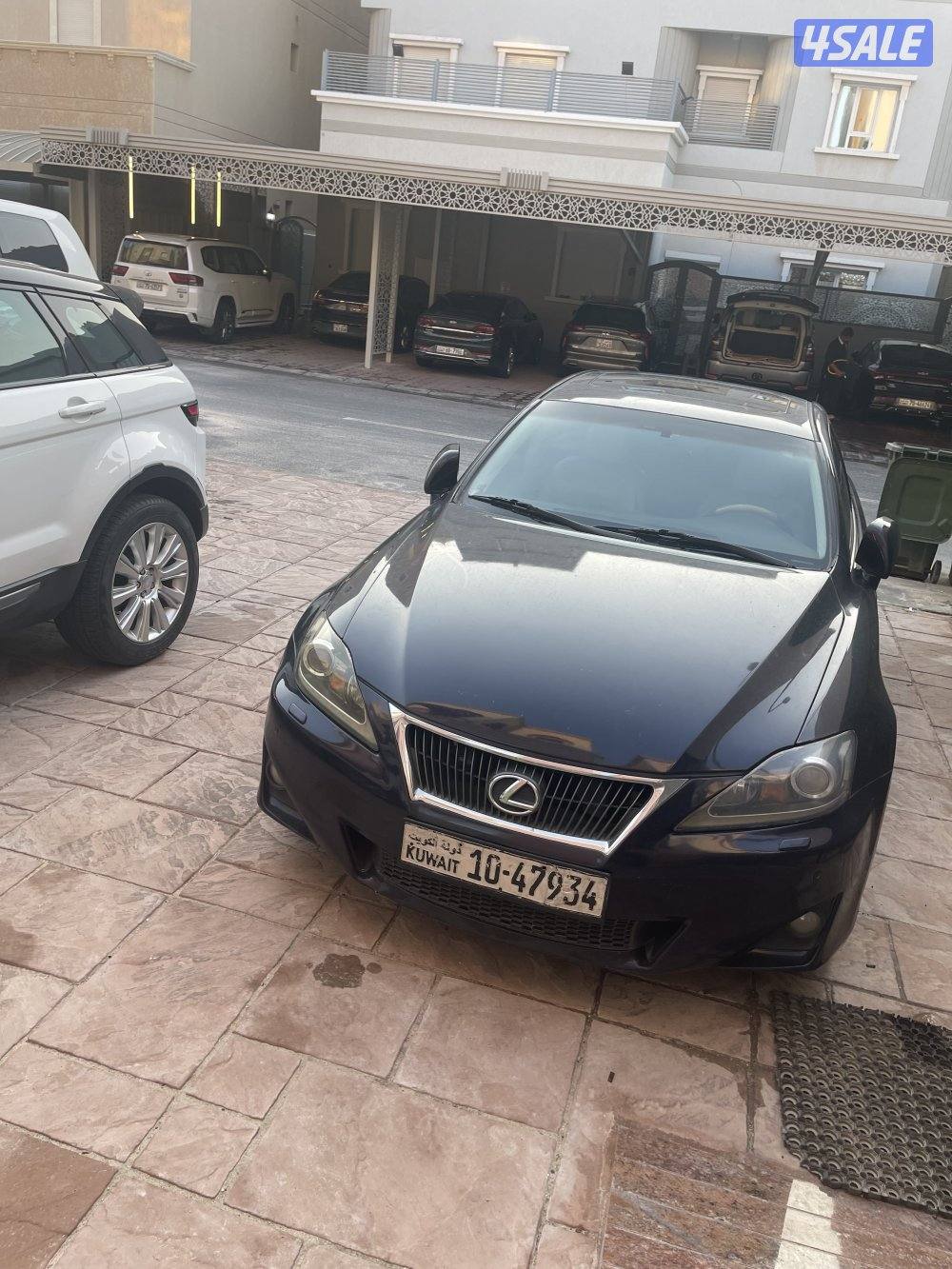 للبيع لكزسس is 300 لون بنفسجي شرط الفحص قير مكينه شاصي مرفق الفحص1