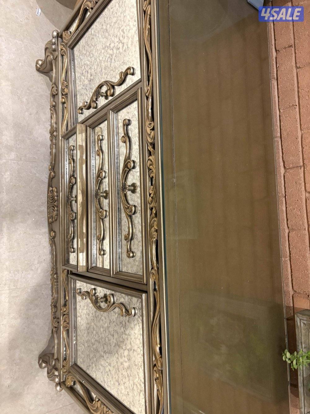 بيع طاوله او كوبدينو0