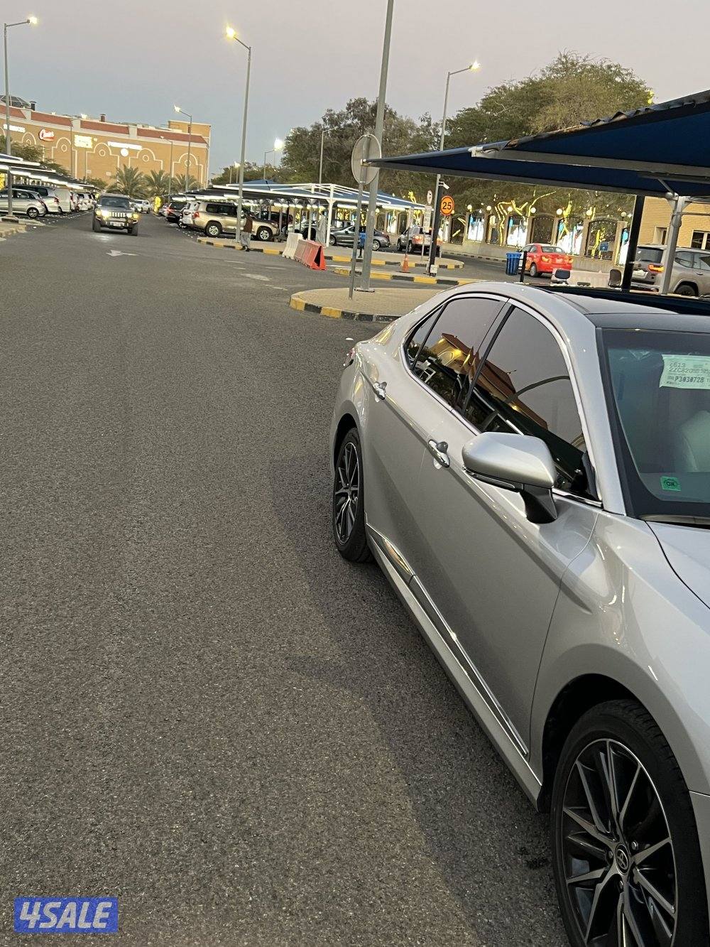 كامري ليمتد سته سلندر V6 اعلي درجه10